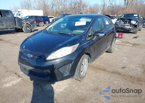 2013 Ford Fiesta Se z USA, uszkodzony, nr VIN 3FADP4EJ0DM214081